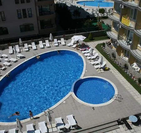 Rose Studio A57 * Slantchev Briag